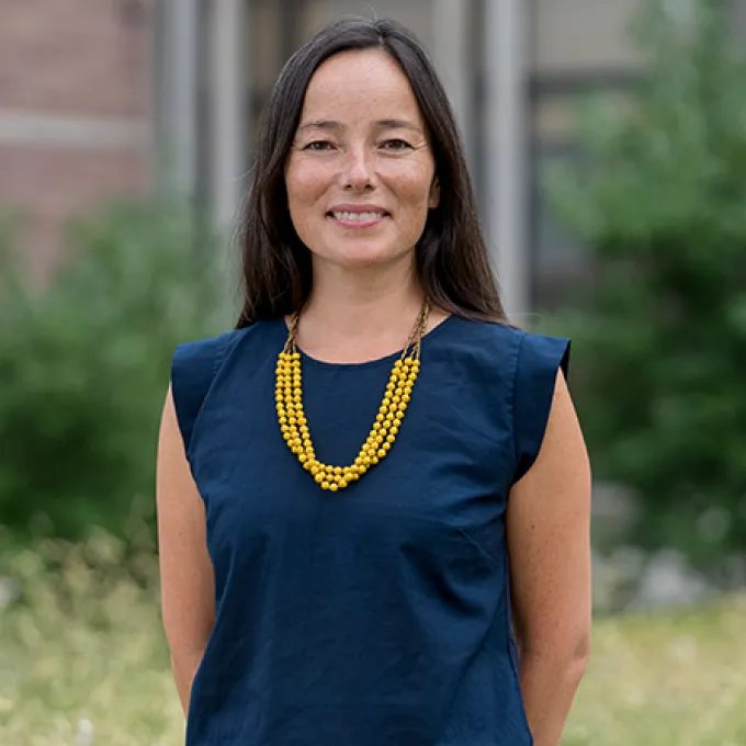 Photo of Kim Thuy Seelinger